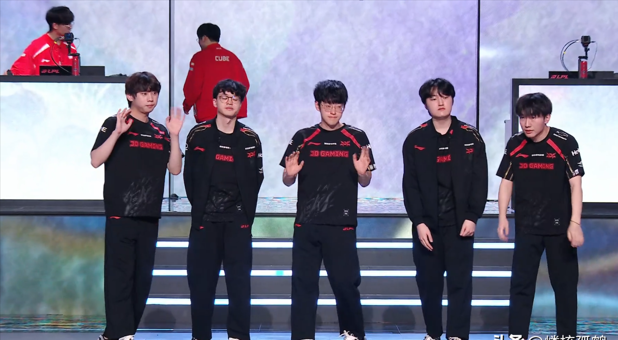 DK翻盘LGD，Scout完成史诗逆转鏖战多局入围赛，强势挺进下一轮