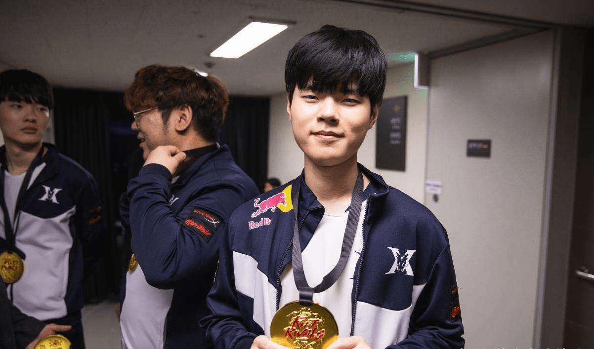 WBG轻取EDG,Deft拿下关键大龙激烈交锋半决赛,成为赛场最大亮点的简单介绍 WBG轻取EDG,Deft拿下关键大龙激烈交锋半决赛,成为赛场最大亮点的简单介绍