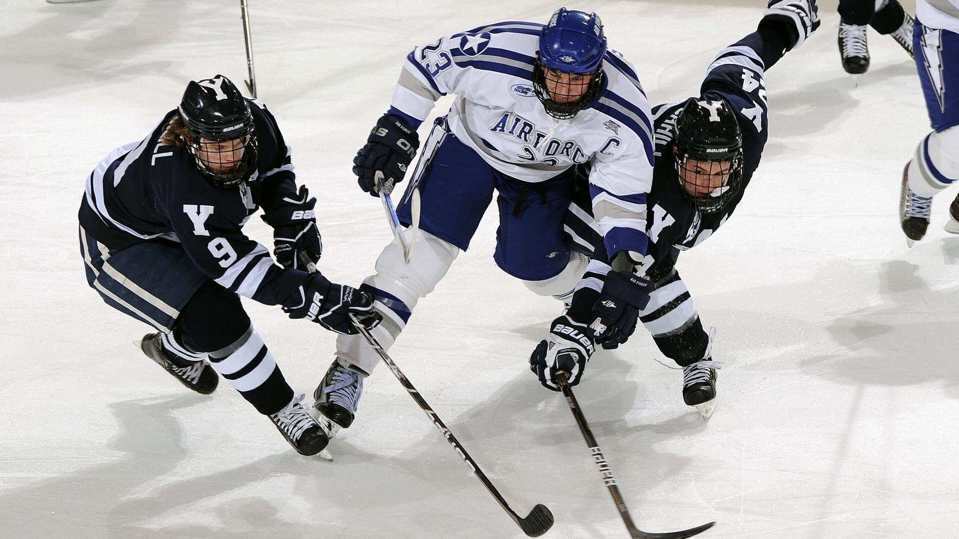 极寒冰原上的三分暴雨与沉默镣铐,克莱·汤普森的总决赛攻防统治之夜