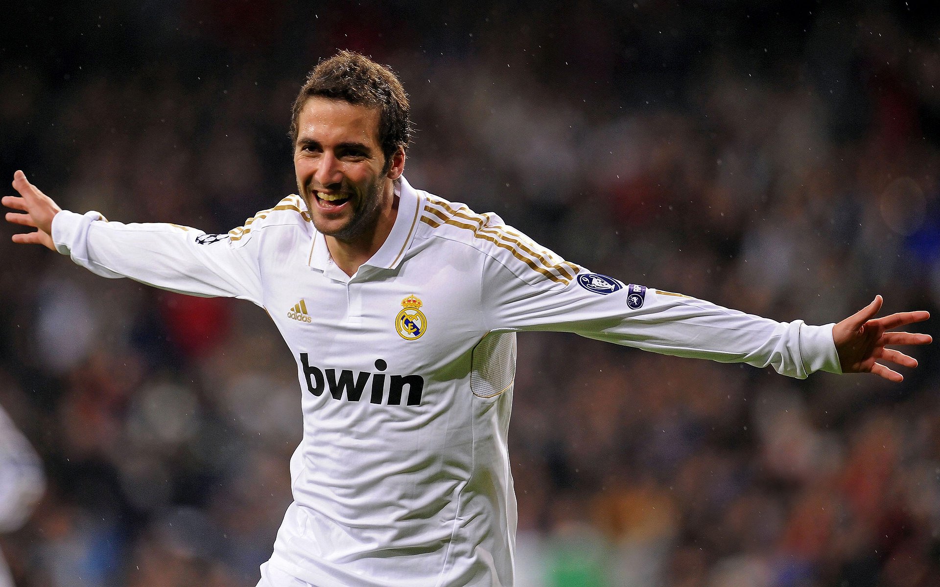 黑马神话终结！多特蒙德碾碎摩纳哥，梅西欧冠决赛上演上帝接管时刻